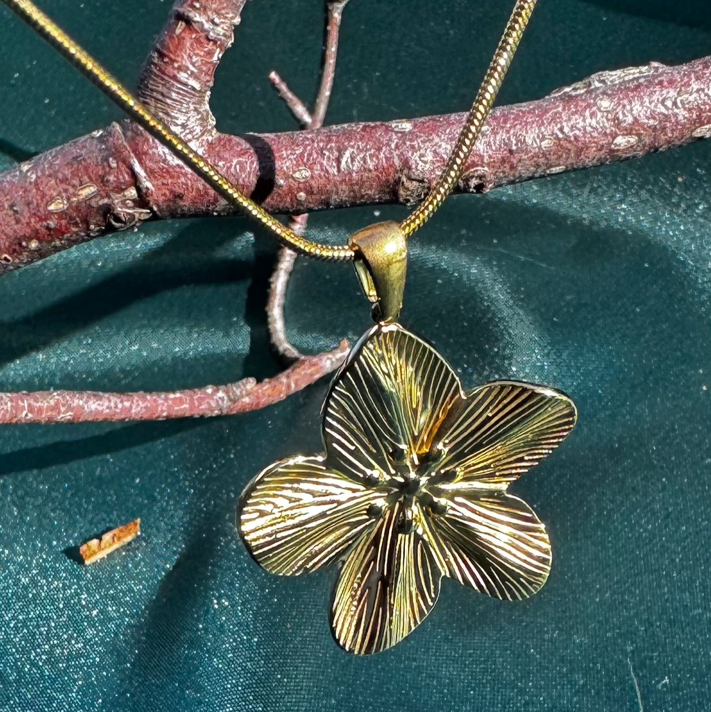 Marguerite (Collier) N